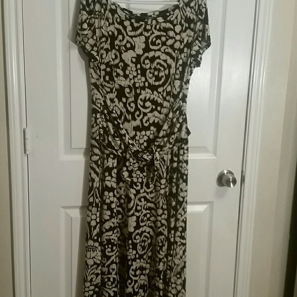 PERCEPTIONS NEW YORK beige and black dress
